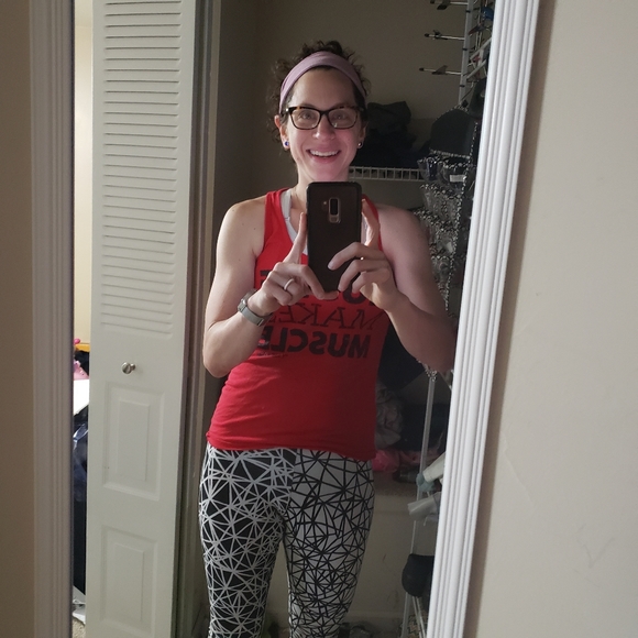 Meet your Posher, Melissa - Picture 6 of 6